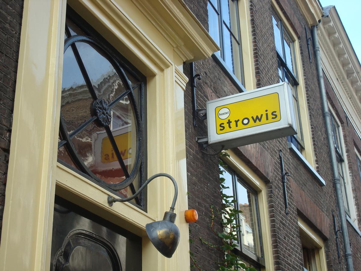 Strowis Hostel Utrecht Exteriör bild