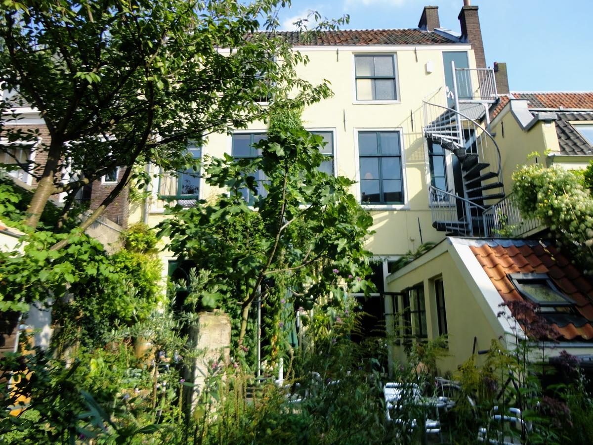 Strowis Hostel Utrecht Exteriör bild